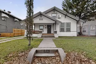 812 Centre St, Dallas, TX 75208 - Photo 1