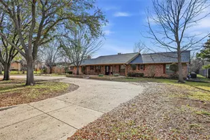 6208 Windsong Dr, Arlington, TX 76001 - Photo 4