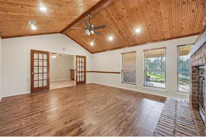6208 Windsong Drive, Arlington, TX 76001 - Photo 8