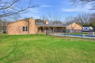 6208 Windsong Dr, Arlington, TX 76001 - Photo 34