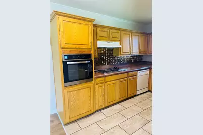 1315 Willow Creek Drive, Lancaster, TX 75146 - Photo 14