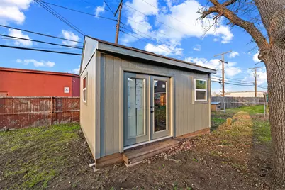 614 Greenbrook Lane, Grand Prairie, TX 75052 - Photo 22