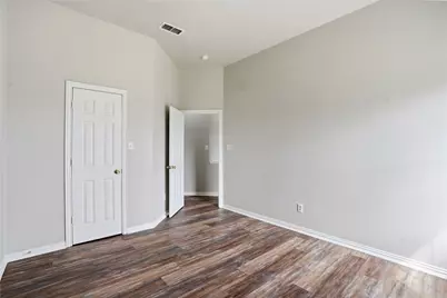 500 Surry Court, Saginaw, TX 76179 - Photo 20