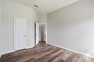 500 Surry Ct, Saginaw, TX 76179 - Photo 20