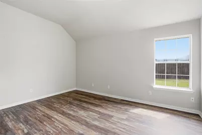 500 Surry Court, Saginaw, TX 76179 - Photo 22