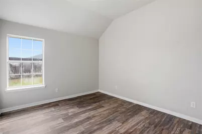 500 Surry Court, Saginaw, TX 76179 - Photo 20