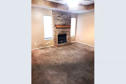 1728 N Bent Tree Trail, Grand Prairie, TX 75052 - Photo 2