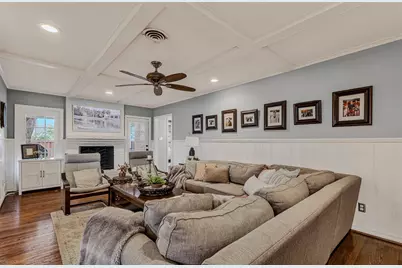 9919 Lakemere Drive, Dallas, TX 75238 - Photo 8