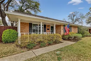 9919 Lakemere Dr, Dallas, TX 75238 - Photo 4