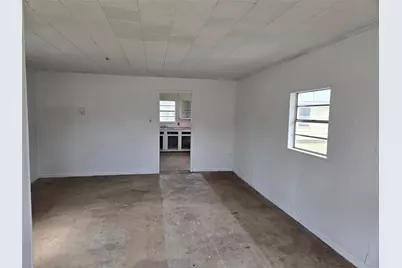 404 S Pecan Street, Bells, TX 75414 - Photo 18