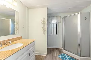 6526 Blue Water Ct, Granbury, TX 76049 - Photo 20