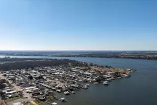 6526 Blue Water Ct, Granbury, TX 76049 - Photo 38