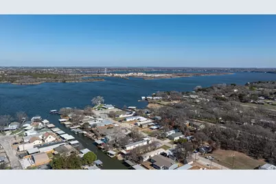 6526 Blue Water Court, Granbury, TX 76049 - Photo 40