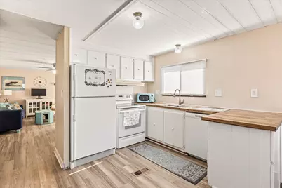 6526 Blue Water Court, Granbury, TX 76049 - Photo 26