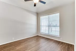 1204 Quaker Ln, Lewisville, TX 75077 - Photo 12