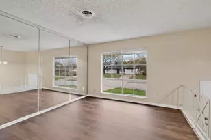 1109 Montclair Dr, Garland, TX 75040 - Photo 6