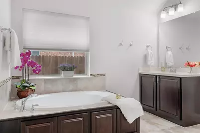 15033 Seventeen Lakes Boulevard, Fort Worth, TX 76262 - Photo 22