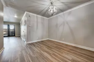 10201 Regal Oaks Dr, Dallas, TX 75230 - Photo 6