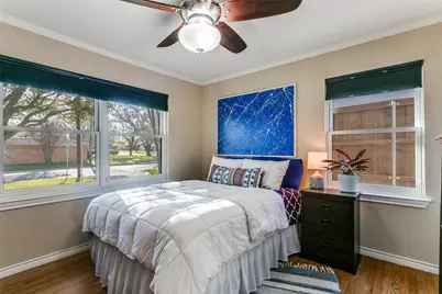 318 Ruth Street, Grapevine, TX 76051 - Photo 16