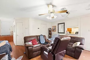 4151 Cedar Dr, Grapevine, TX 76051 - Photo 4