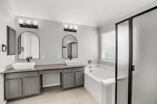 5429 Waterwood Ct, The Colony, TX 75056 - Photo 14