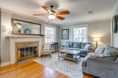 2027 Glenco Terrace, Fort Worth, TX 76110 - Photo 10