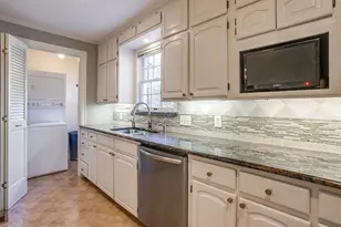 2027 Glenco Terrace, Fort Worth, TX 76110 - Photo 16