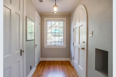 2027 Glenco Terrace, Fort Worth, TX 76110 - Photo 6