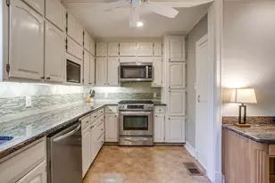 2027 Glenco Terrace, Fort Worth, TX 76110 - Photo 14