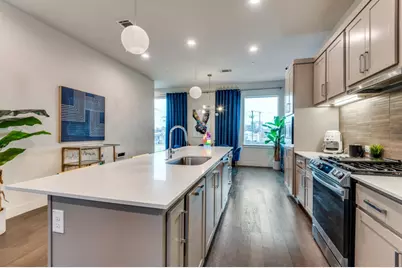 1771 McCoy Street #104, Dallas, TX 75204 - Photo 8