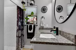 1131 W Owing St, Denison, TX 75020 - Photo 8