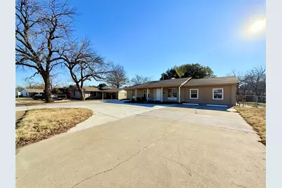 2540 W Rochelle Road, Irving, TX 75062 - Photo 2