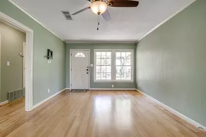 4308 Curzon Avenue, Fort Worth, TX 76107 - Photo 8