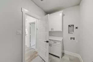 2610 Honor Ct, Sherman, TX 75092 - Photo 24