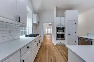 14596 Princeton Ct, Addison, TX 75001 - Photo 8