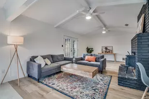 470 Marty Cir, Rockwall, TX 75087 - Photo 2