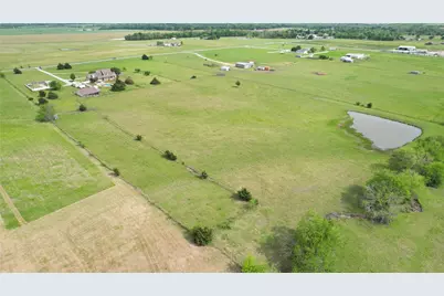 999 East Line, Whitewright, TX 75491 - Photo 8