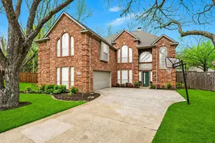 113 Lake Forest Ct, Garland, TX 75044 - Photo 2