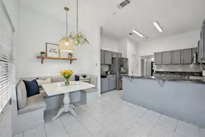 2400 Park Crest Court, Irving, TX 75060 - Photo 12