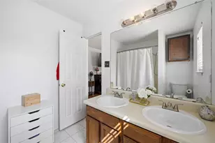 2400 Park Crest Ct, Irving, TX 75060 - Photo 18