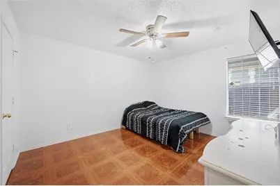 2400 Park Crest Court, Irving, TX 75060 - Photo 22