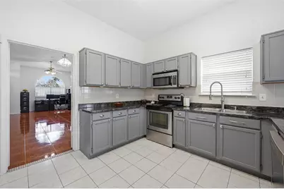 2400 Park Crest Court, Irving, TX 75060 - Photo 10