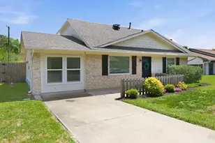 722 Cindy Dr, Cedar Hill, TX 75104 - Photo 4