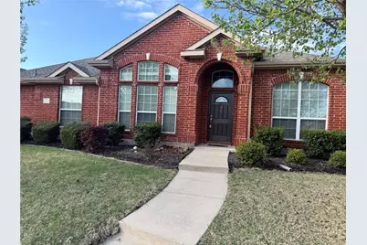 1605 Summerfield Drive, Allen, TX 75002 - Photo 1