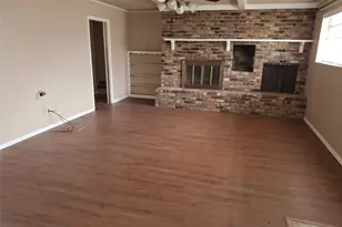 7232 Brooks Ave, Richland Hills, TX 76118 - Photo 2