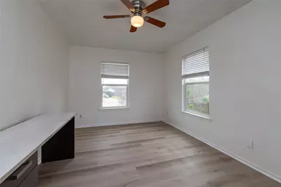 522 Royal Valley Road, Grand Prairie, TX 75052 - Photo 20