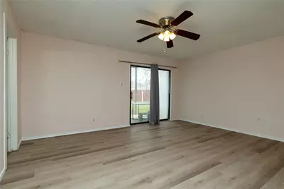 522 Royal Valley Road, Grand Prairie, TX 75052 - Photo 10