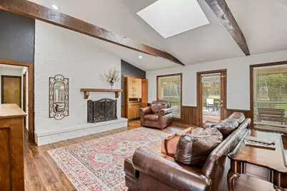 328 Shadowwood Trail, Ovilla, TX 75154 - Photo 8