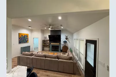 511 Emma Street, Grandview, TX 76050 - Photo 2