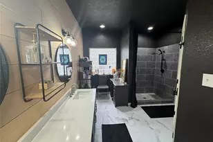 511 Emma St, Grandview, TX 76050 - Photo 10